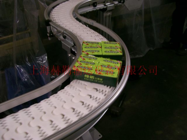 柔性鏈板能停止高精度的運(yùn)動，其各鏈節(jié)的磨損伸長平均，能保持十分高的運(yùn)動精度。
